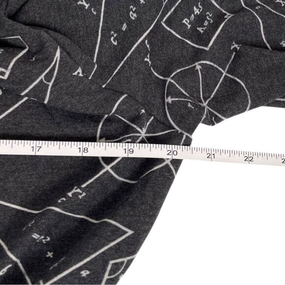 Svaha Size medium grey STEM Geometry Math formulas Organic Cotton Cardigan - Picture 7 of 8